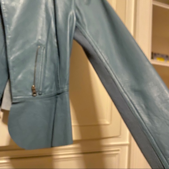 BCBGMaxAzria Fitted Leather Jacket - Gorgeous Color NWOT - Picture 8 of 12